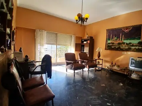 Depto Tipo Casa en Venta de 4 ambientes