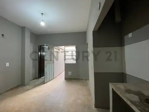 Avenida Remedios de Escalada de San Martin 3000, Piso 0