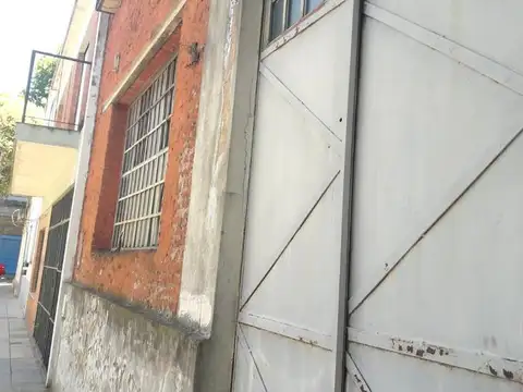 Galpon en Venta 8  mts Frente