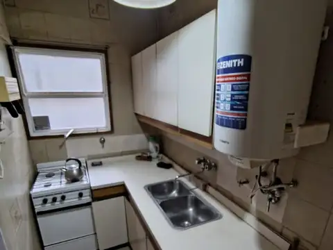 A METROS AVENIDA CABILDO Y PLAZA BALCARCE - MUY BUEN ESTADO