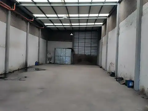 Galpon en Alquiler en Piñeyro, $ 2.400.000