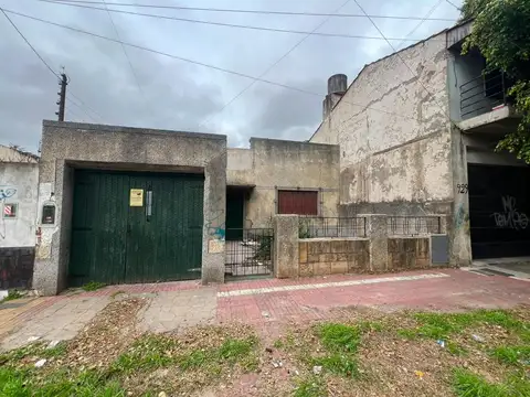 Venta de lote  de 8.66 x 50 en Ramos Mejía