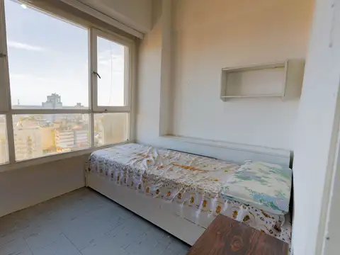 Departamento 3 ambientes Miramar lateral al mar