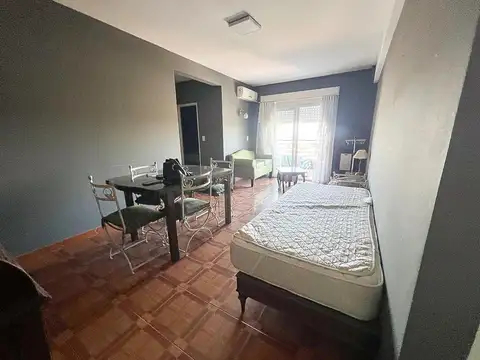 Alejandro Sullivan 351 , Piso 9