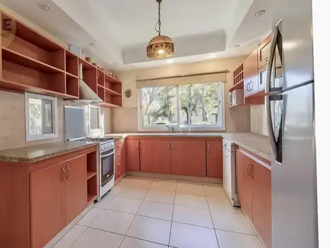 Casa en Alquiler de 3 dormitorios