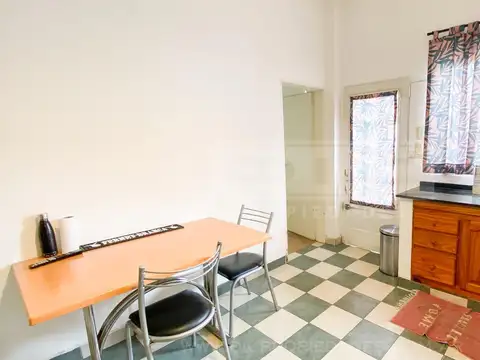 Depto Tipo Casa en Alquiler con 1 cocheras