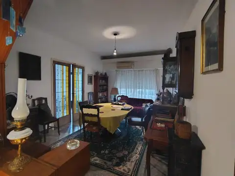 Calle 5 1300, Piso PB