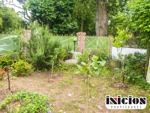 Chalet Más Departamento: Lobo De Mar N° 72 - Mar De Ajó - C671