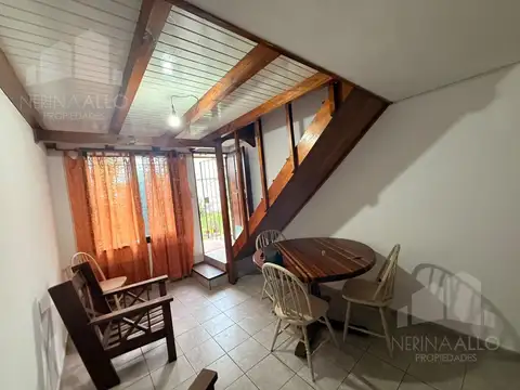 Depto Tipo Casa en Alquiler de 1 dormitorio
