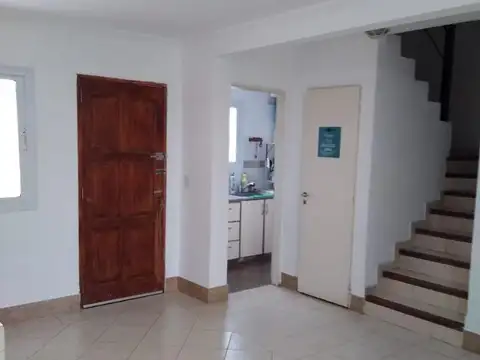 DUPLEX 3 AMBIENTES A RECICLAR