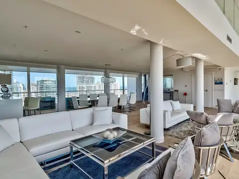 Departamento en Venta con 2 cocheras