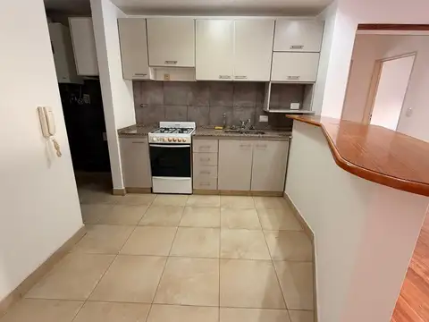 Departamento en Alquiler en Parque Chacabuco, $ 1.100.000