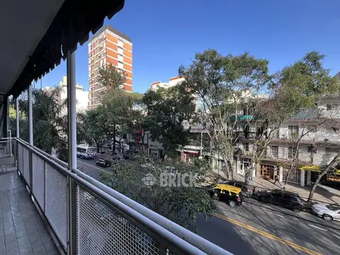 Departamento 4 ambientes con 3 baños