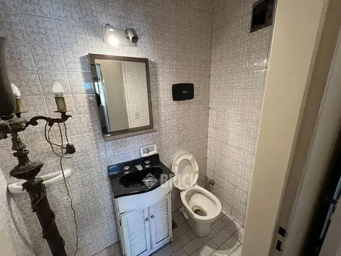 C/DEP AV. MORENO Y AV. DIRECTORIO - 102 M2 FTE BALCON TODO SOL