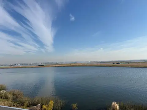Muelles al Lago Central Puertos