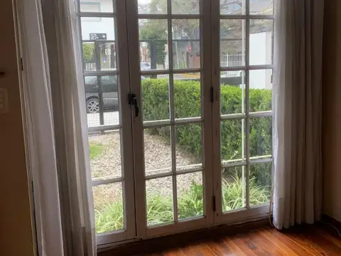 Depto Tipo Casa en Venta en Monte Castro, USD 249.900