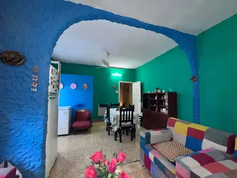 Depto Tipo Casa en Venta 40 años