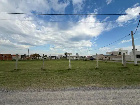 Terreno en venta en Barrio Abierto Petion Chico Lote 107