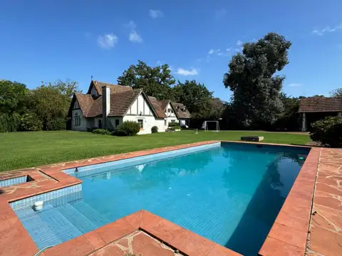 CASA EN VENTA