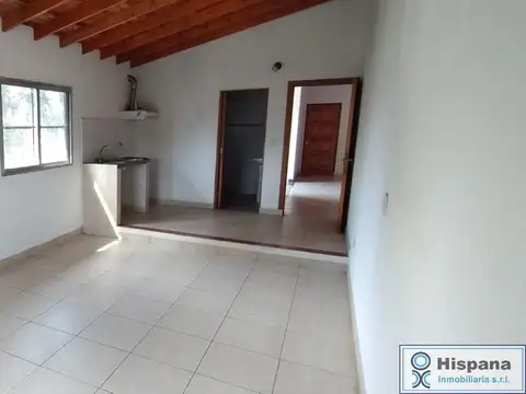 Departamento monoambiente en alquiler, sobre calle de asfalto Jorge Isaacs