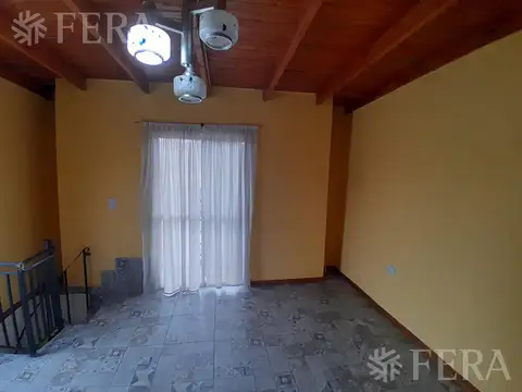 Depto Tipo Casa 2 ambientes con 1 baño