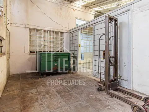 Galpon en Venta en Villa Ortuzar, USD 260.000