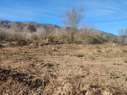 Lotes a la venta en Comuna de San Roque. (L226)