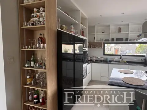 Casa en Venta de 4 dormitorios