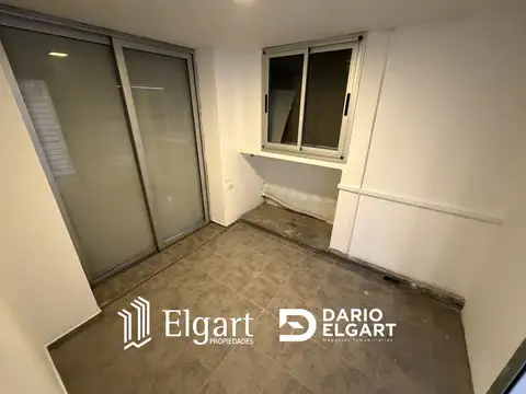 Oficina 6 ambientes con 1 baño