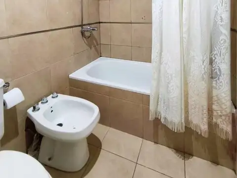 Monoambiente amplio, moderno y con balcón