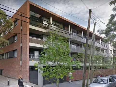 IMPECABLE DEPTO 3 AMB C/BAÑO Y TOILETTE. COCHERA Y BALCON Y EN P.A. MONOAMBIENTE C/TZA