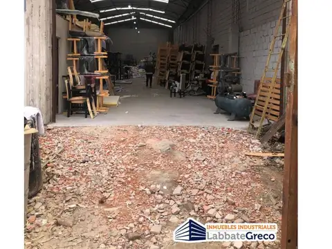 Galpon en Venta 10  mts Frente