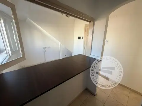 Depto Tipo Casa 2 ambientes con 1 baño