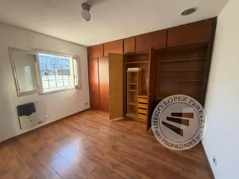 Paraguay 600, Piso 1