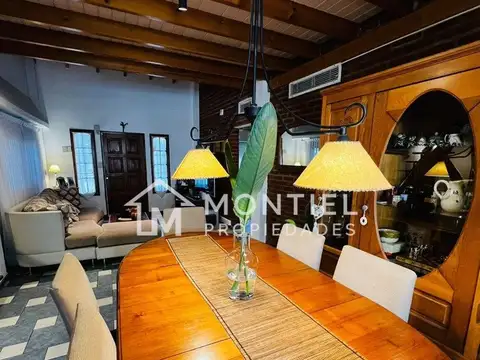 Casa Chalet  en Venta en Martin Coronado, Tres de Febrero, G.B.A. Zona Oeste