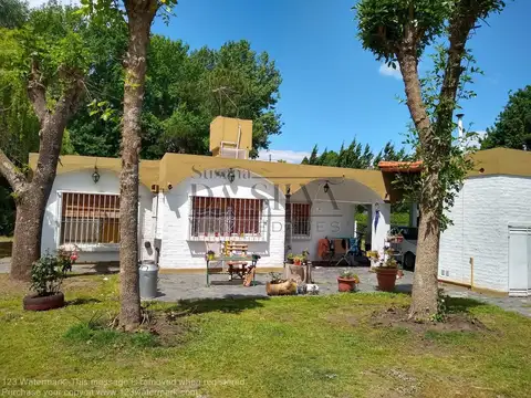 Casa en CC EL MORO  Calle Los Paraísos