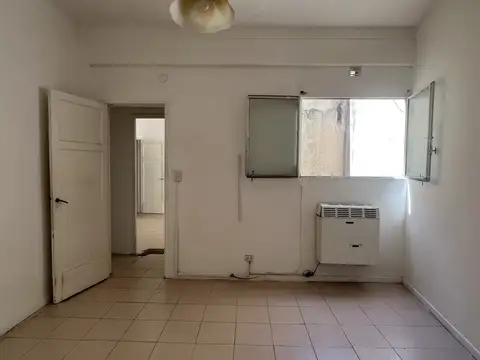 Depto Tipo Casa en Venta 56 años