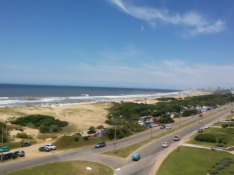 Departamento - ALQUILER_TEMPORAL - Uruguay, PLAYA BRAVA PUNTA DEL ESTE - Rambla Lorenzo Batlle Pache