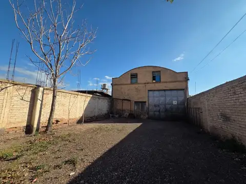 GALPÓN PARABÓLICO 400M2 A MTS FECOVITA