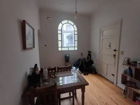 Paraguay 900, Piso 2