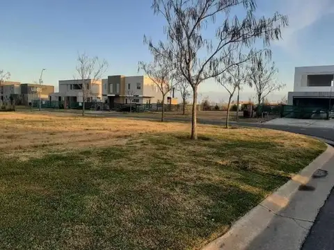 Terreno en Venta de 643,0 m2