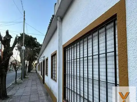 Avenida Costanera e/ Cordoba y San Luis