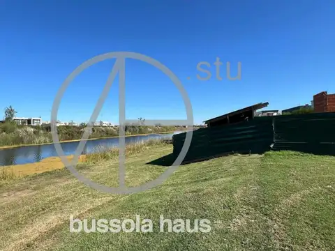 Terreno en Venta de 992,0 m2