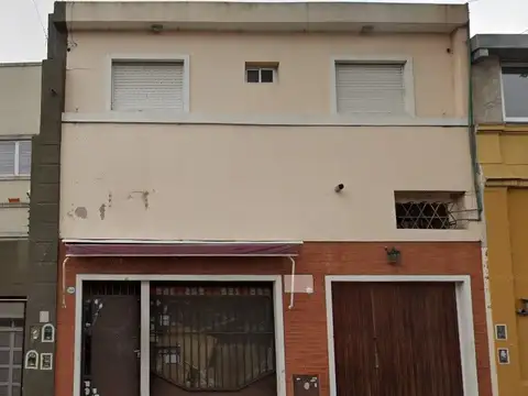 Alquiler Uso Comercial de PH 7 ambientes