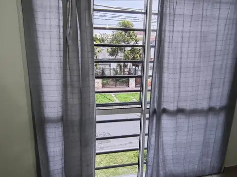 Departamento en Alquiler en Lanús Este, $ 480.000