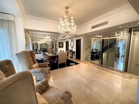 Casa en Venta de 4 dormitorios