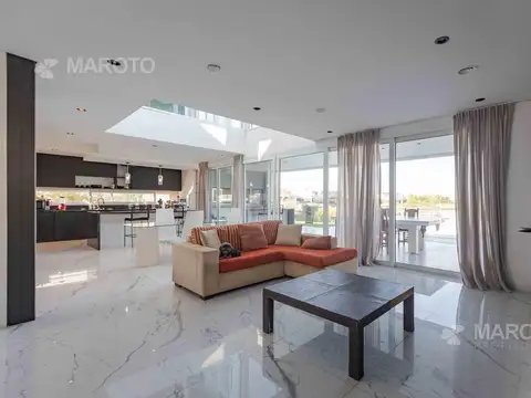 Casa en Venta 1 año