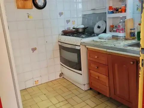 Depto Tipo Casa en Venta 40 años
