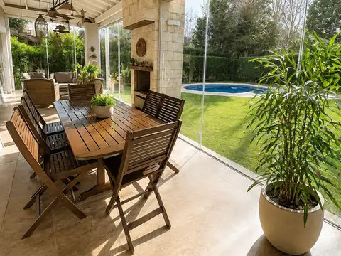 Casa 5 ambientes con 3 baños