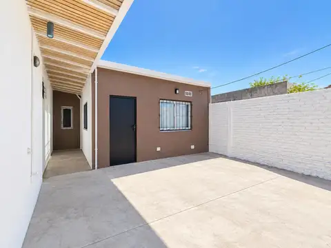 CASA 3 AMBIENTES - AGUSTIN FERRARI - MERLO
